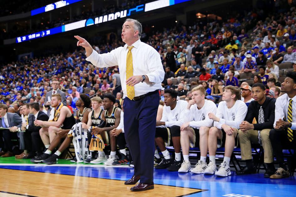 Virginia Tech Men S Basketball Hires Mike Young From Wofford