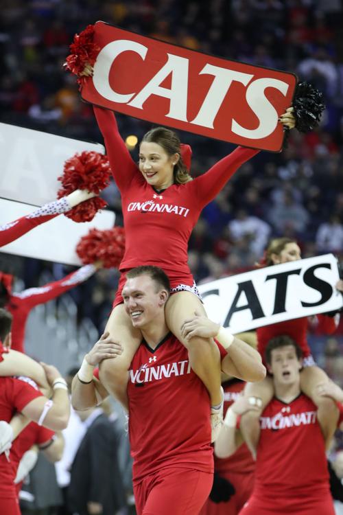 Ncaa Basketball Ncaa Tournament First Round Iowa Hawkeyes Vs Cincinnati Bearcats Sportsxchange Gwinnettdailypost Com