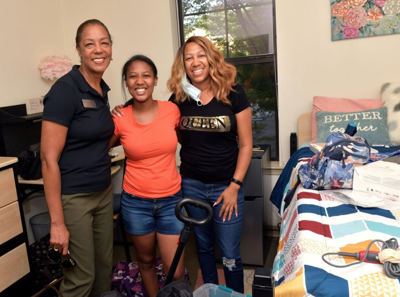 PHOTOS: Scenes from move-in day at Georgia Gwinnett College