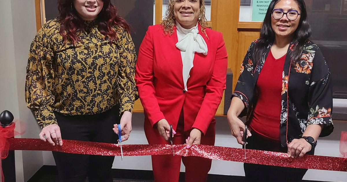 Gwinnett Clerk of Courts Tiana Garner opens new passport office at GJAC Gwinnett Clerk of Courts Tiana Garner opens new passport office at GJAC