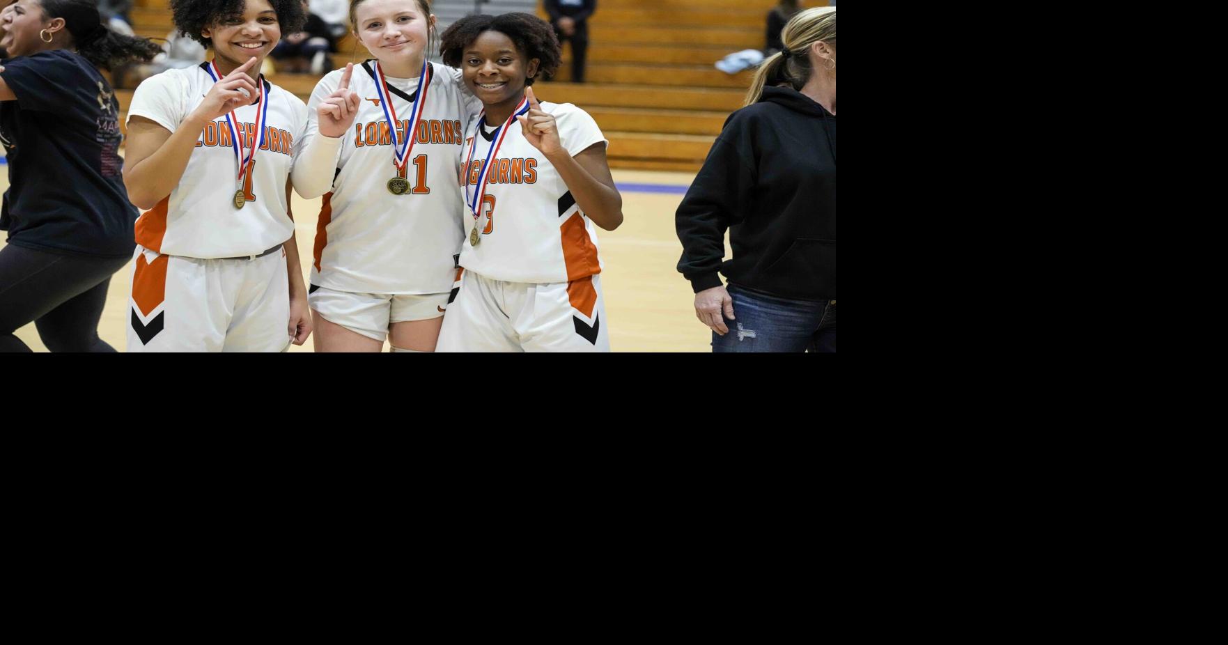 PHOTOS County Middle School Basketball Tournament, Western