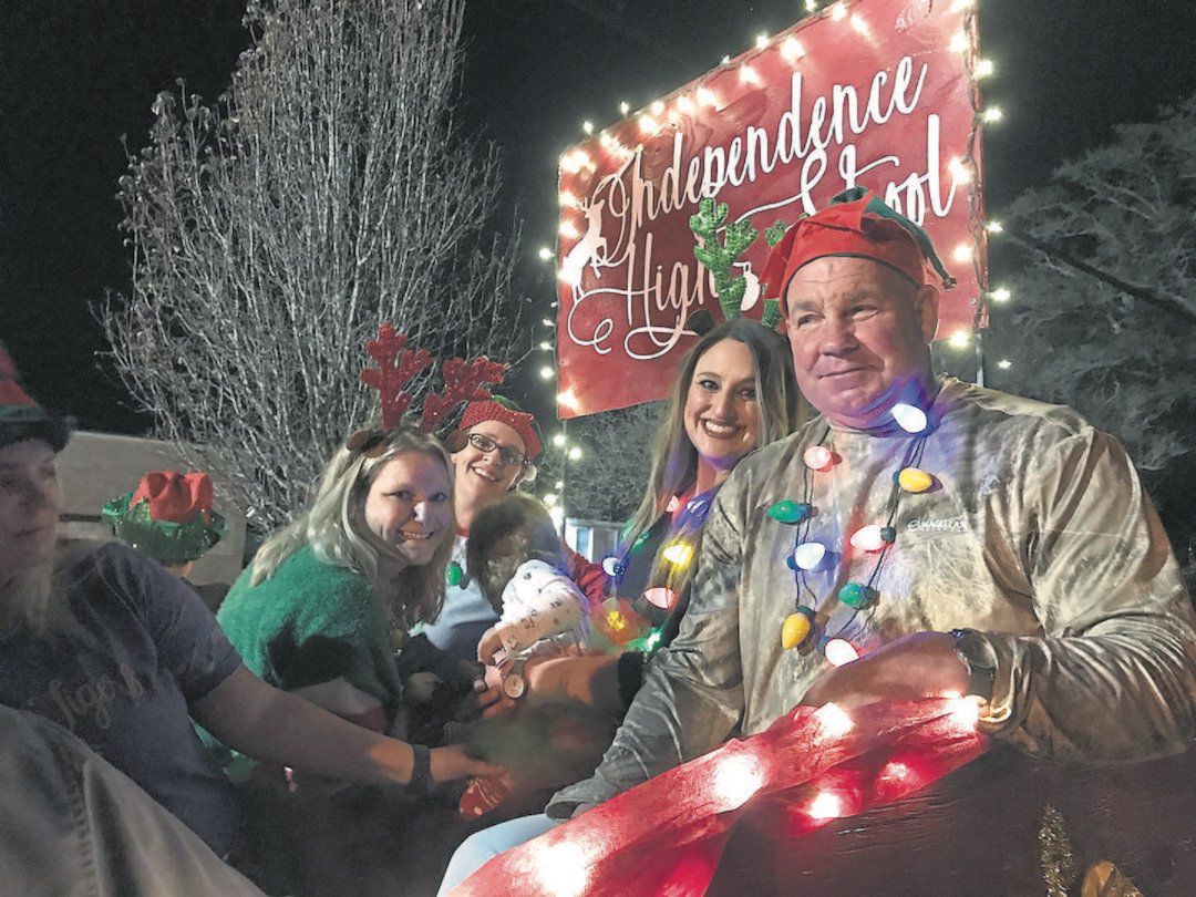 Independence La Town Christmas Parade 2022 Independence Parade Ushers In Christmas | News | Hammondstar.com