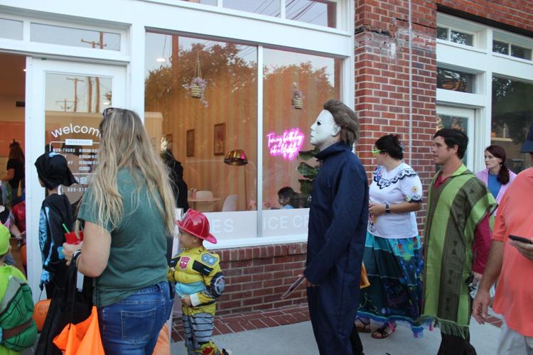 TRICK OR TREAT IN DOWNTOWN HAMMOND News