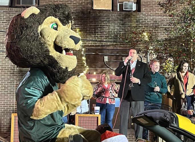 Hammond 'lions up' for Christmas parade News Hammond 'lions up' for Christmas parade News