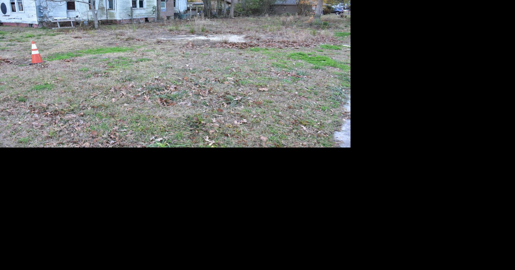 City council mulls 3 duplexes News