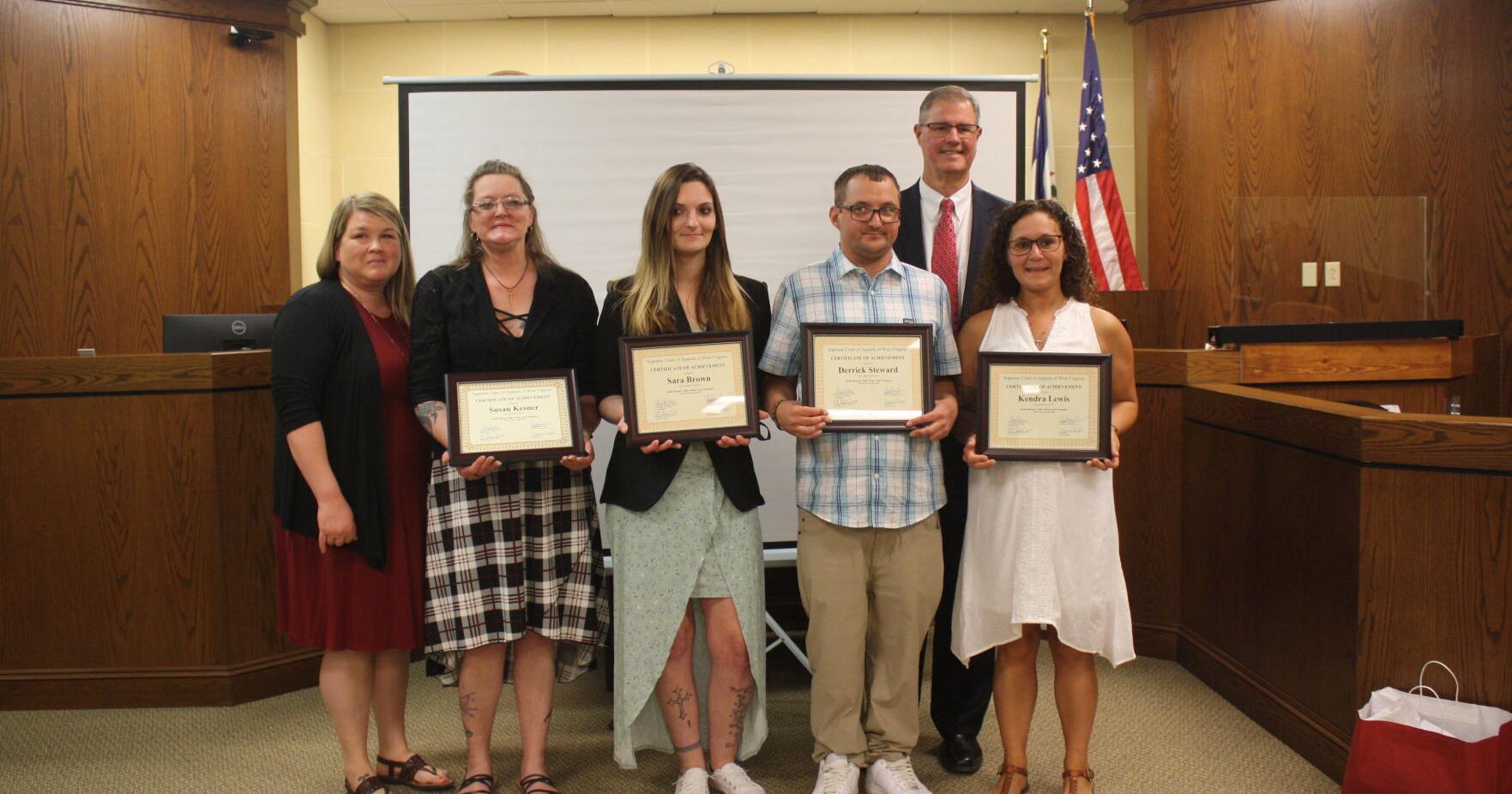 Drug court celebrates four graduates - Vimarsana News