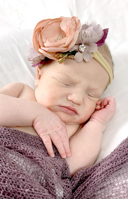 Milestone: New Arrival Emilee Edna See
