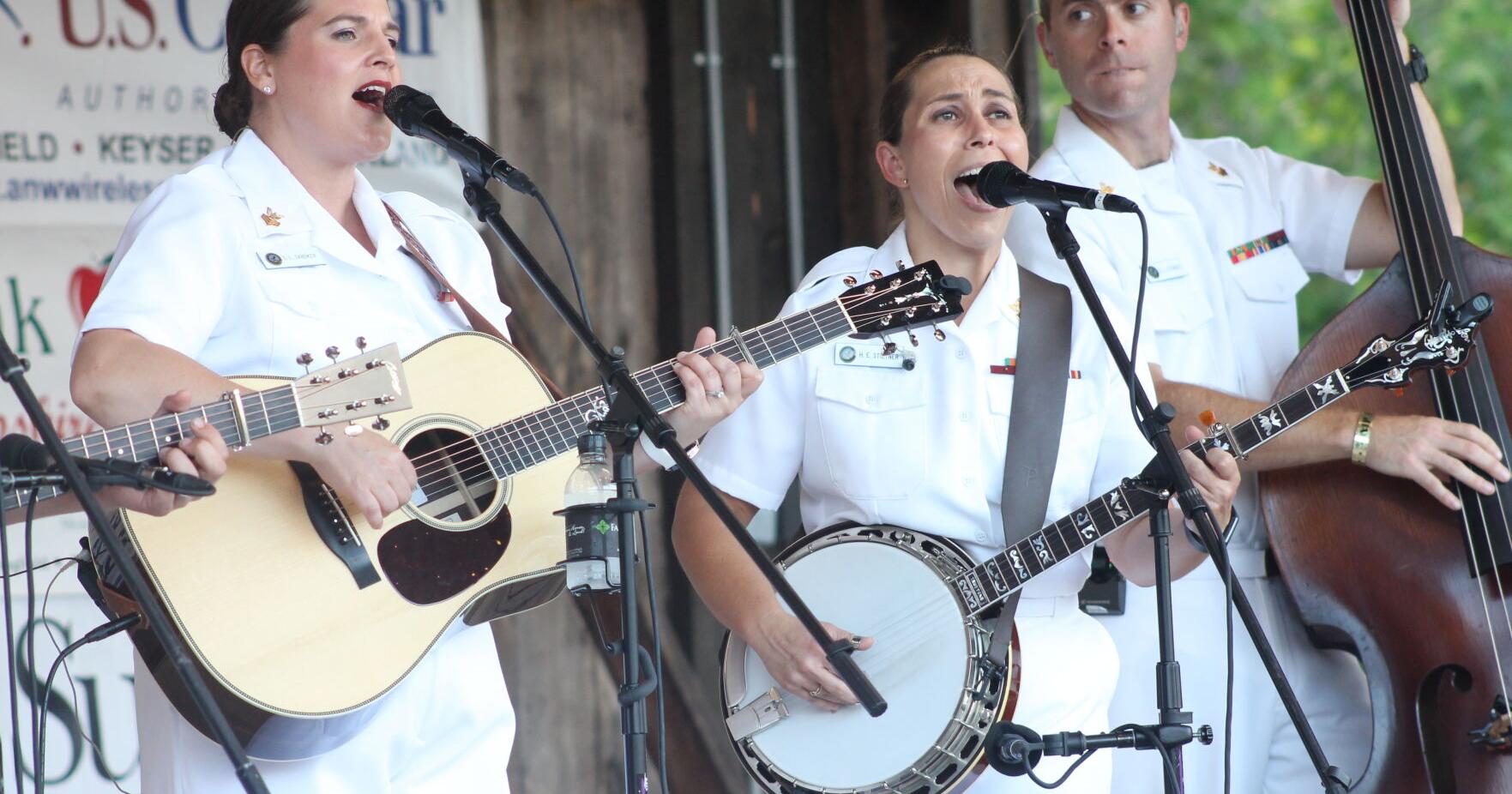 Hot stage: Bluegrass tunes rock Romney for 14th festival - Vimarsana News