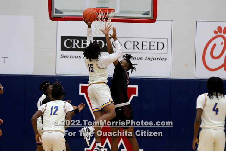 Carroll vs Ouachita boys basketball