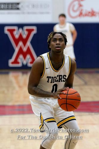 Neville vs Carroll Boys Basketball