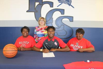 Fccs Standout Bennett Signs With Olivet College Sports