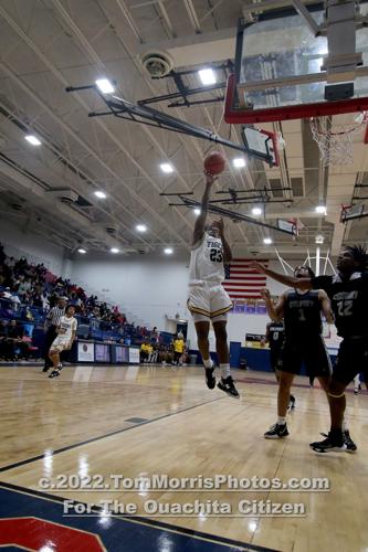 Neville vs Carroll Boys Basketball