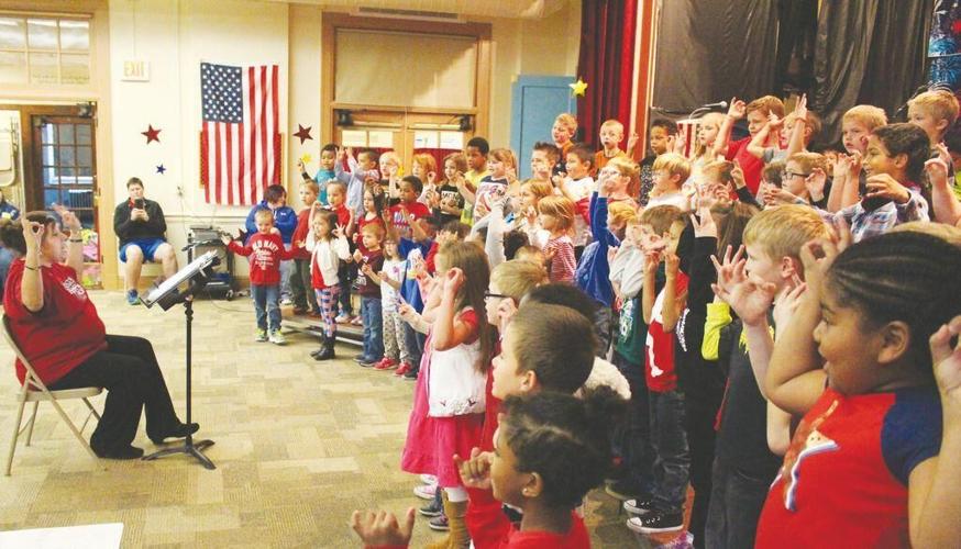 Eugene Field Elementary School students show gratitude to veterans
