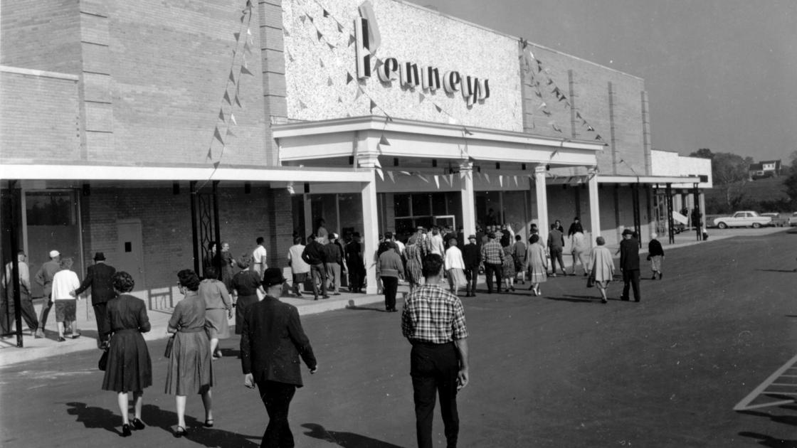 Procuring center experience launched in September 1965 | Historical past Procuring center experience launched in September 1965 | Historical past