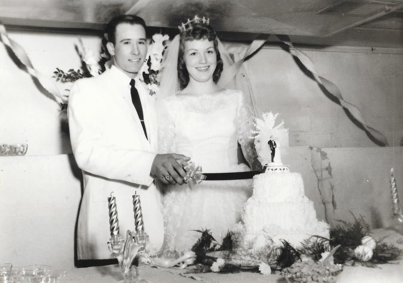 60th Wedding Anniversary Nov. 5, 1960, Ed and Beverley Palmer