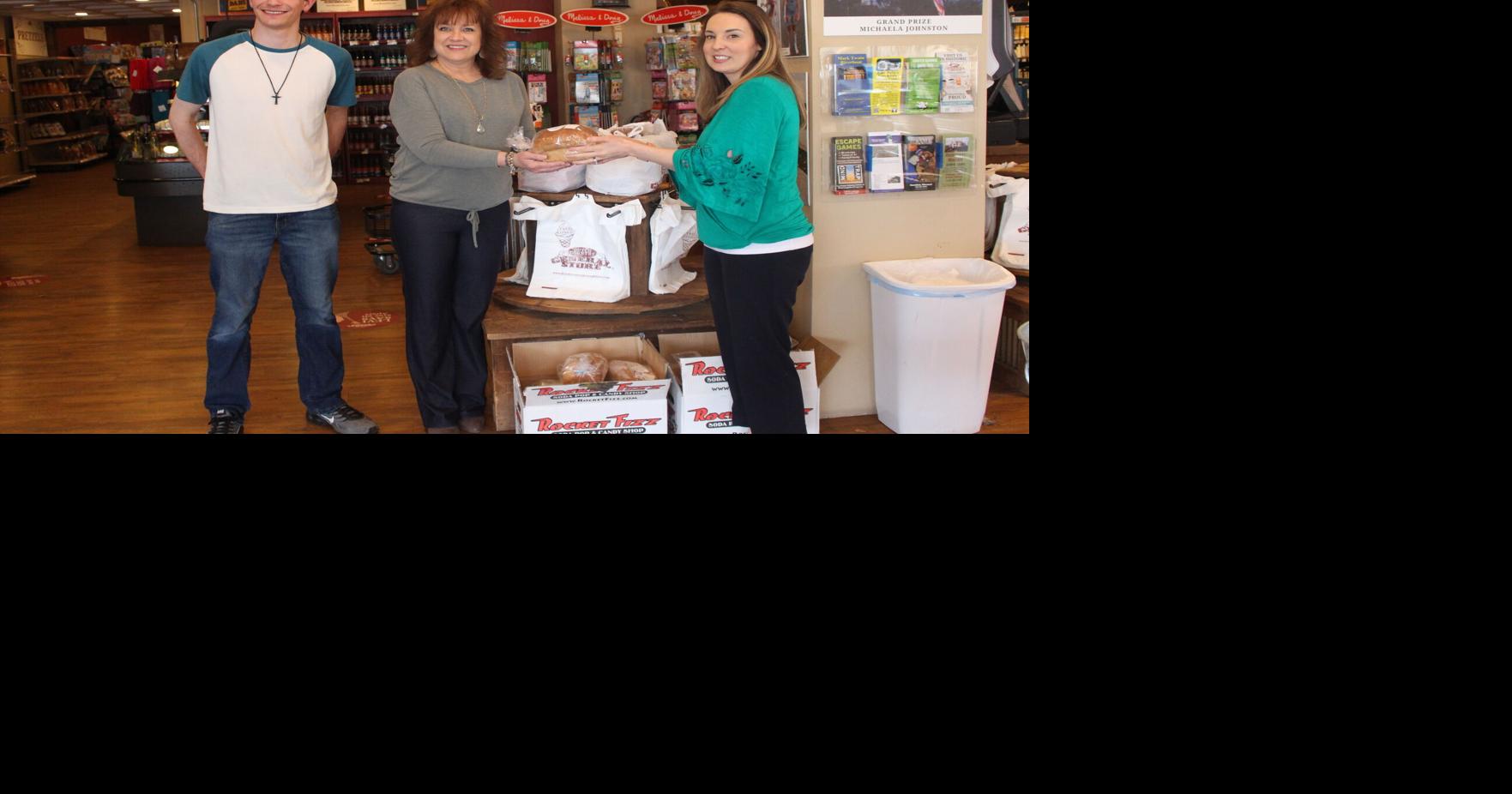 Dutch Country General Store provides support to NECAC Ralls County Food