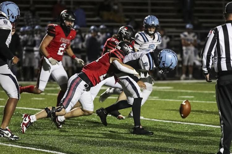 Hannibal wins battle of the Pirates to advance to district semifinals Sports