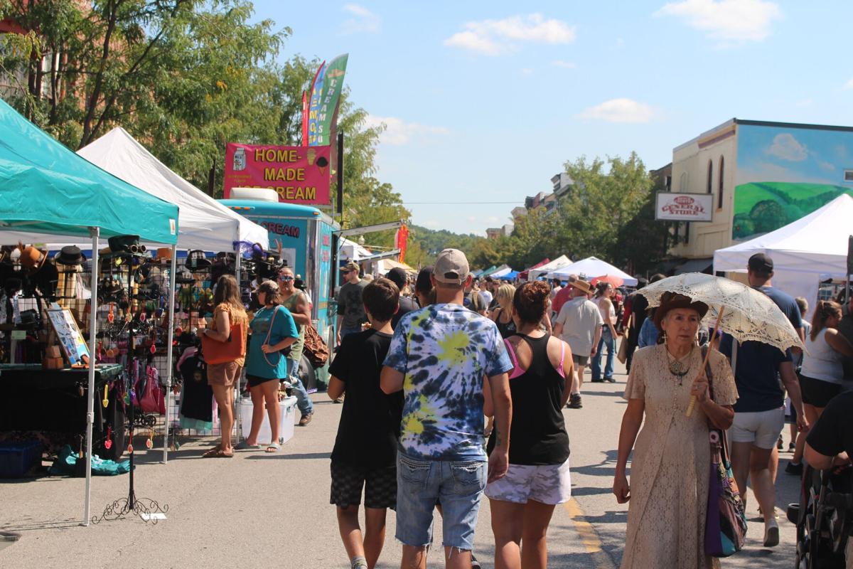 Big River Steampunk Festival reflects individuality, creativity | Local