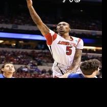 CBS Stops Airing Replays of Kevin Ware's Injury After He Broke His Leg