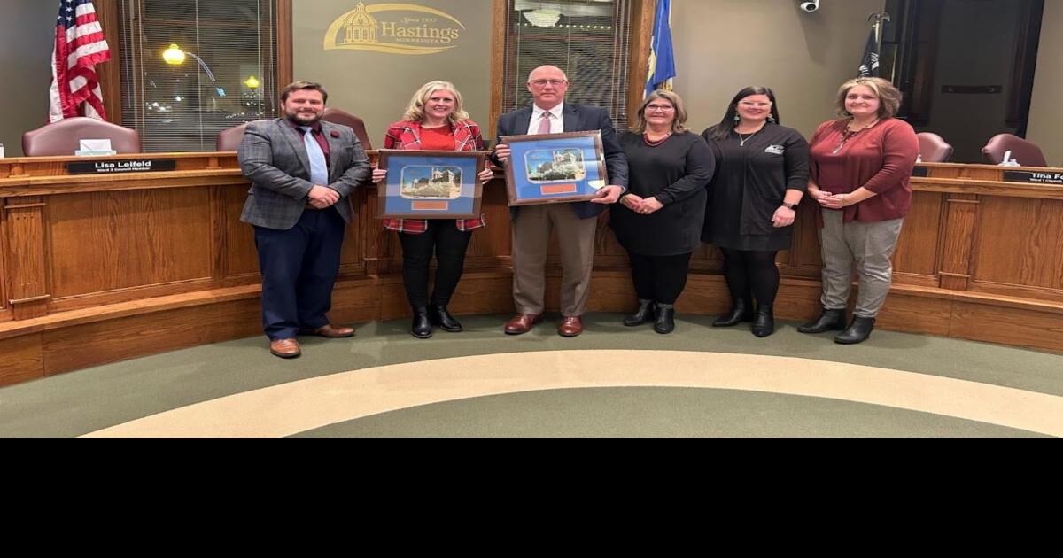 Outgoing Hastings City Councilmembers Lori Brauks and Mark Vaughan