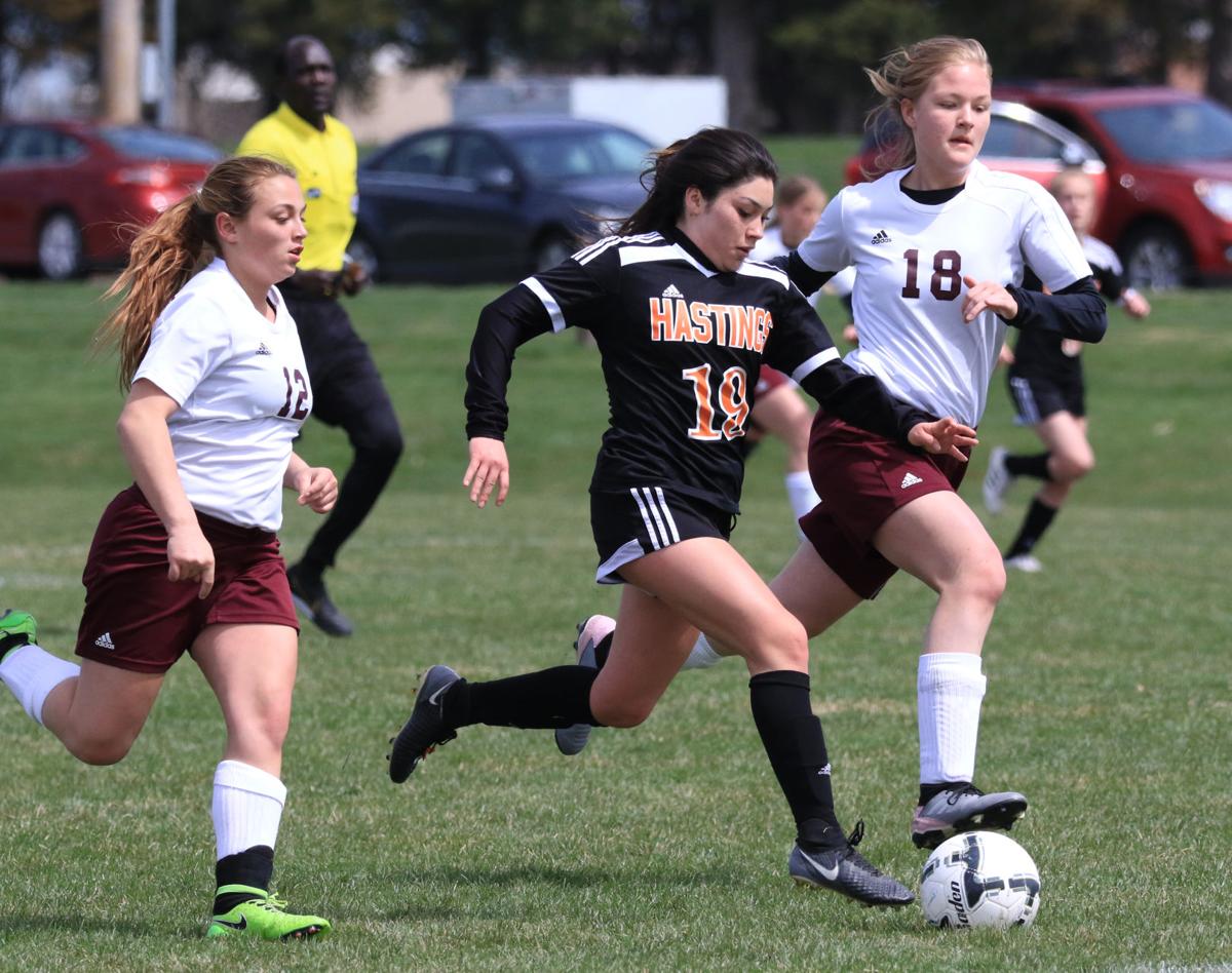 Hastings Relies On Freshmen In Win Over Norfolk Sports