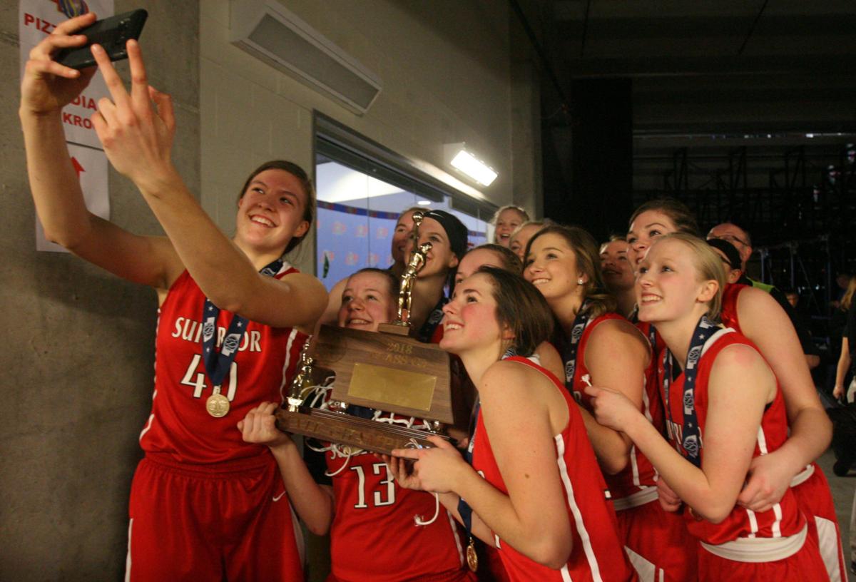 Superior Captures First Girls Basketball Title Sports Hastingstribune Com