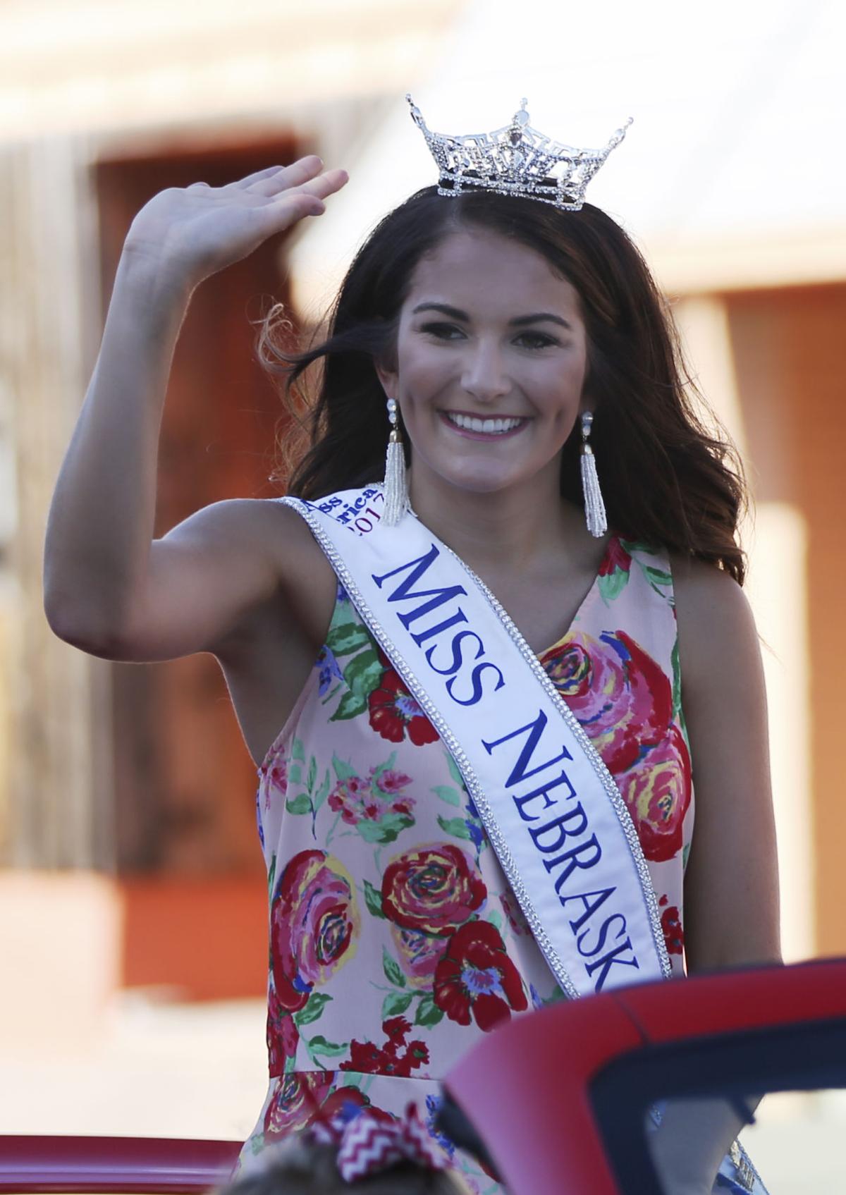 Miss Nebraska arrives in Atlantic City for Miss America Pageant News