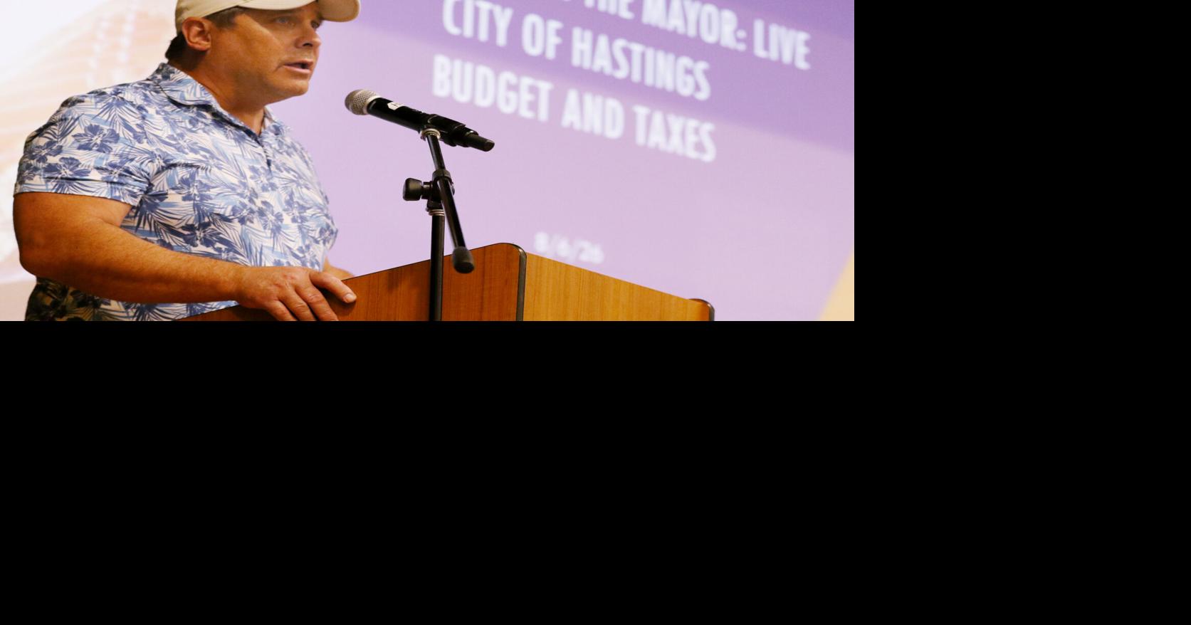 Mayor breaks down tax numbers at city budget open house