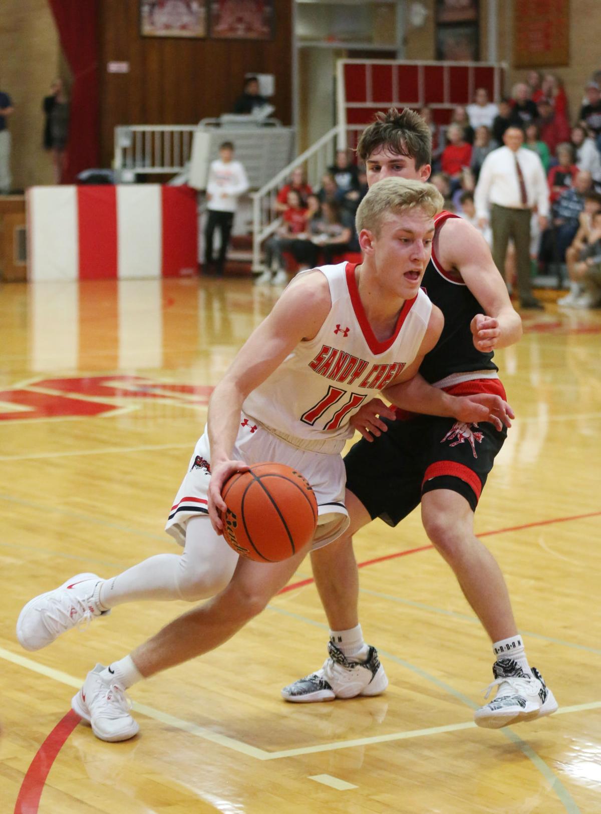 Sutton Boys Battle Back To Edge Sandy Creek 37 36 Hastingstribune Com
