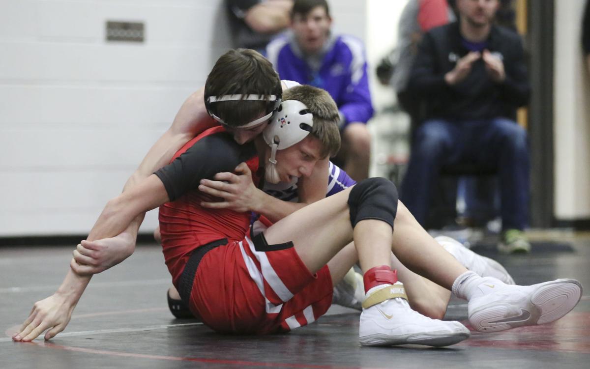Whippets Capture D T Invite Title Sports Hastingstribune Com