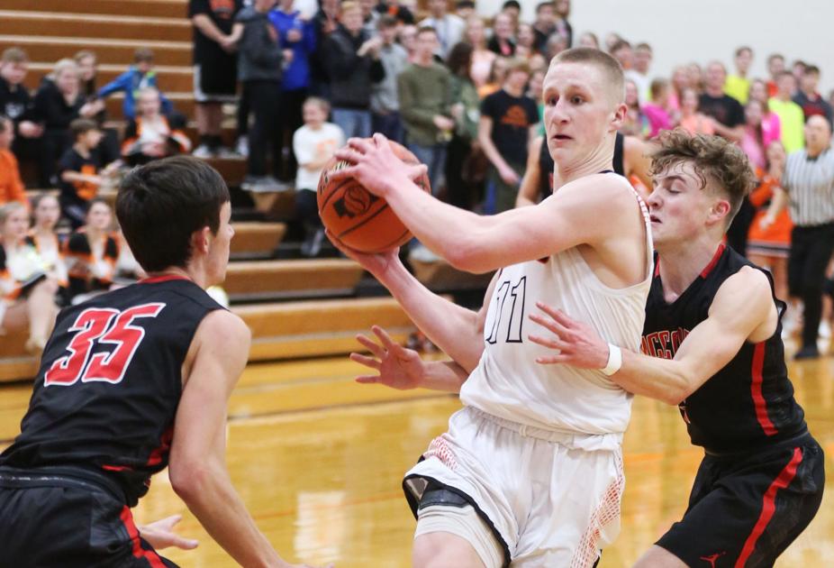 No 3 Tigers Back To Form In Rout Of Bison Hastingstribune Com