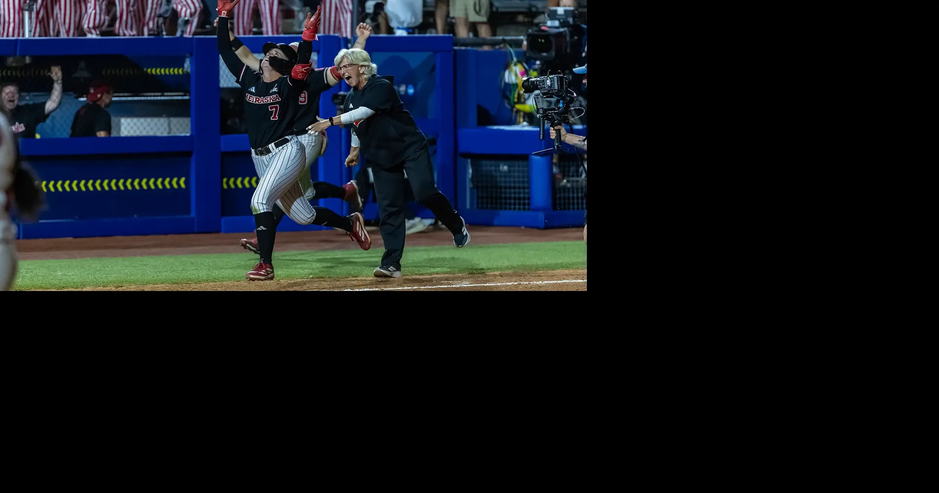 Kuszak walks off Arkansas in 10th inning of WCWS opener Paige Trutna/Nebraska Athletics May 29, 2026 May 29, 2026 Updated 2 mins ago