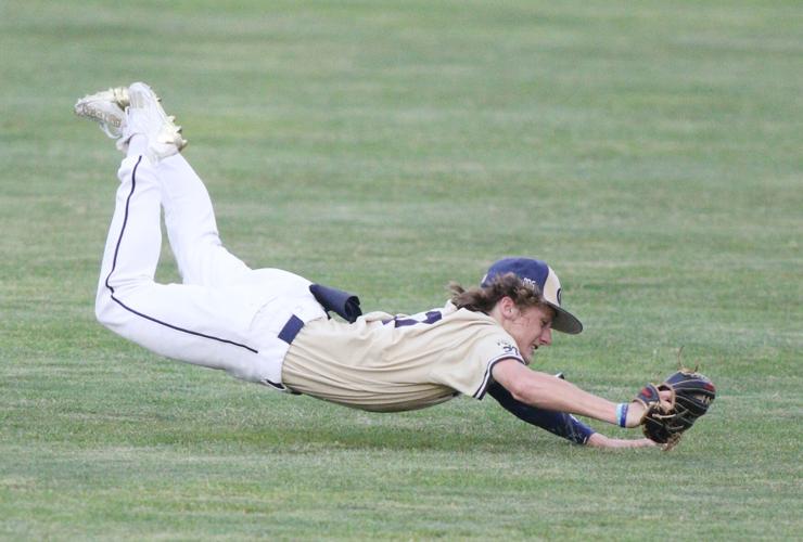 Elkhorn South takes National Division title in rout of Pius Sports