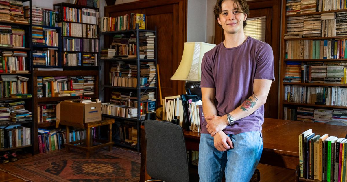 Lincoln man’s love for obscure books grows into thriving online curation business | Lincoln man’s love for obscure books grows into thriving online curation business |
