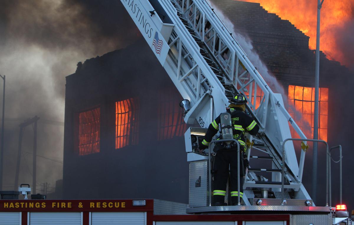 Fire Destroys Bg S Building News Hastingstribune Com