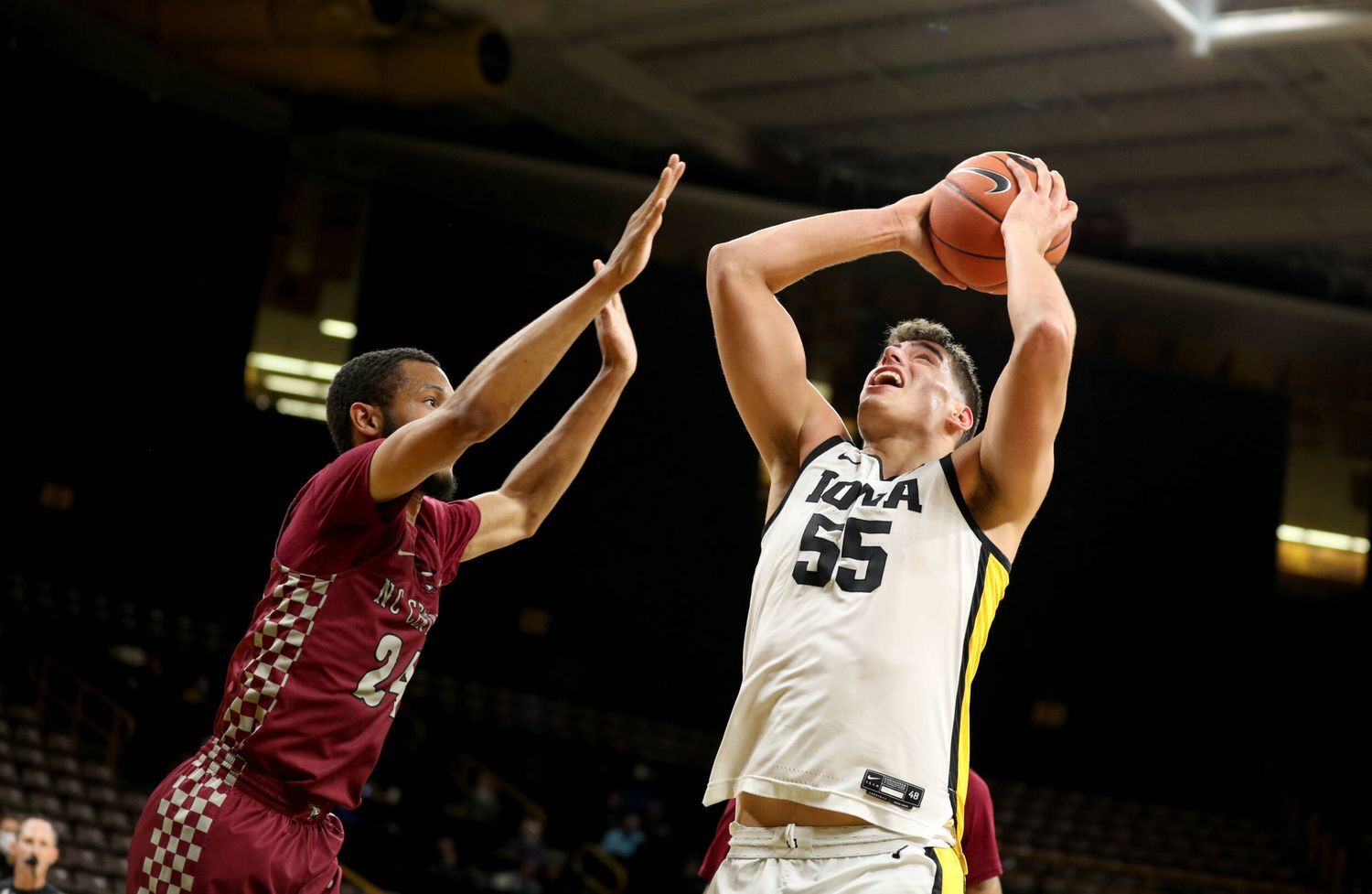 #5 Hawkeyes Handle North Carolina Central 97-67 | Basketball ...