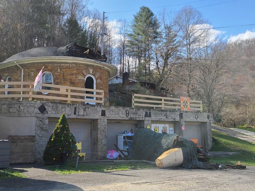 Mother Goose House Loses Its Head News Hazard Herald Com