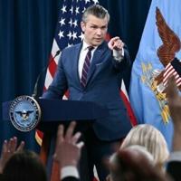 Pentagon Defies Judge, Tightens Press Access Again