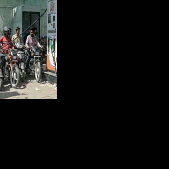 India plugs oil gap as Middle East supplies sink