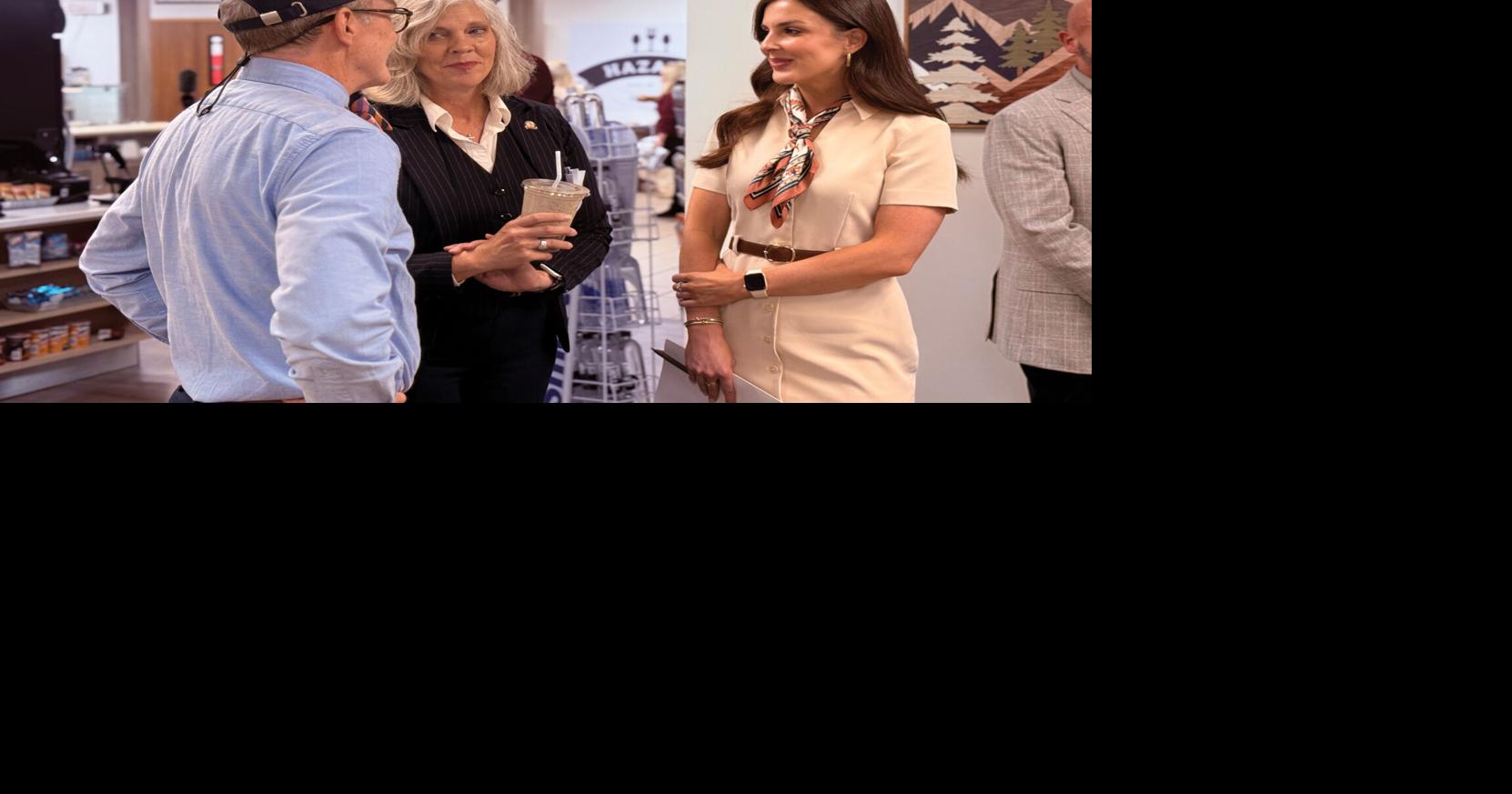 Sen. Frommeyer visits ARH and tours Hazard