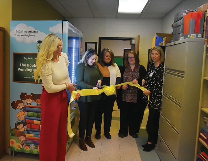 BookWorm Vending Machine opens at Viper Elementary School