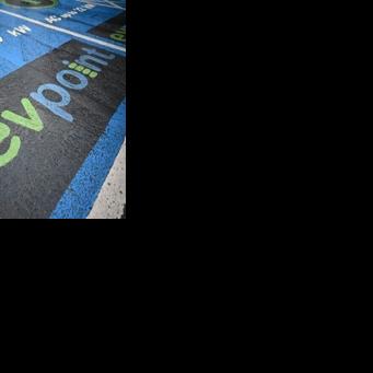 UK electric car sales hit record high in 2025: industry