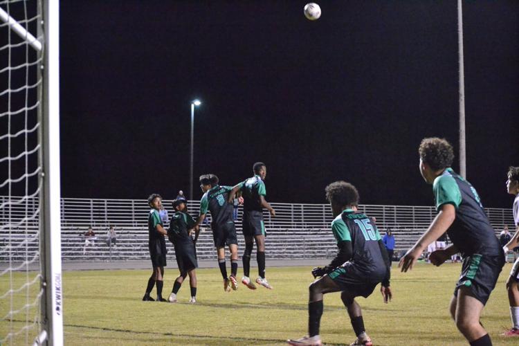 Vipers mark historic 31 upset over Carrboro Archives