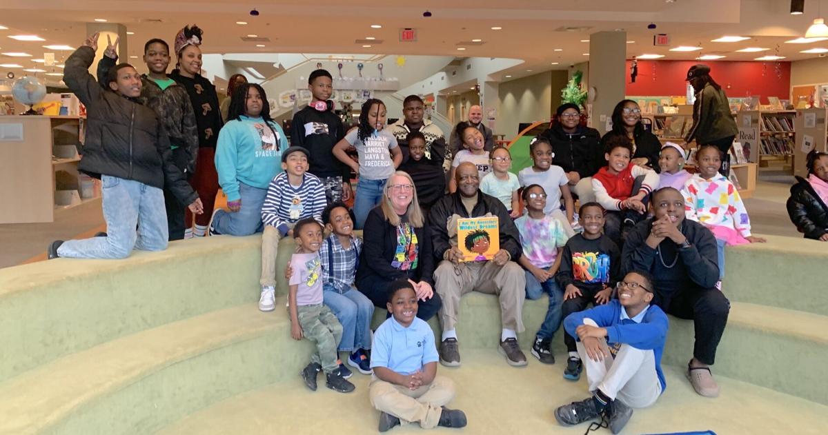 Kaleed Rasheed Children Rasheed reads to kids | Archives | hendersondispatch.com
