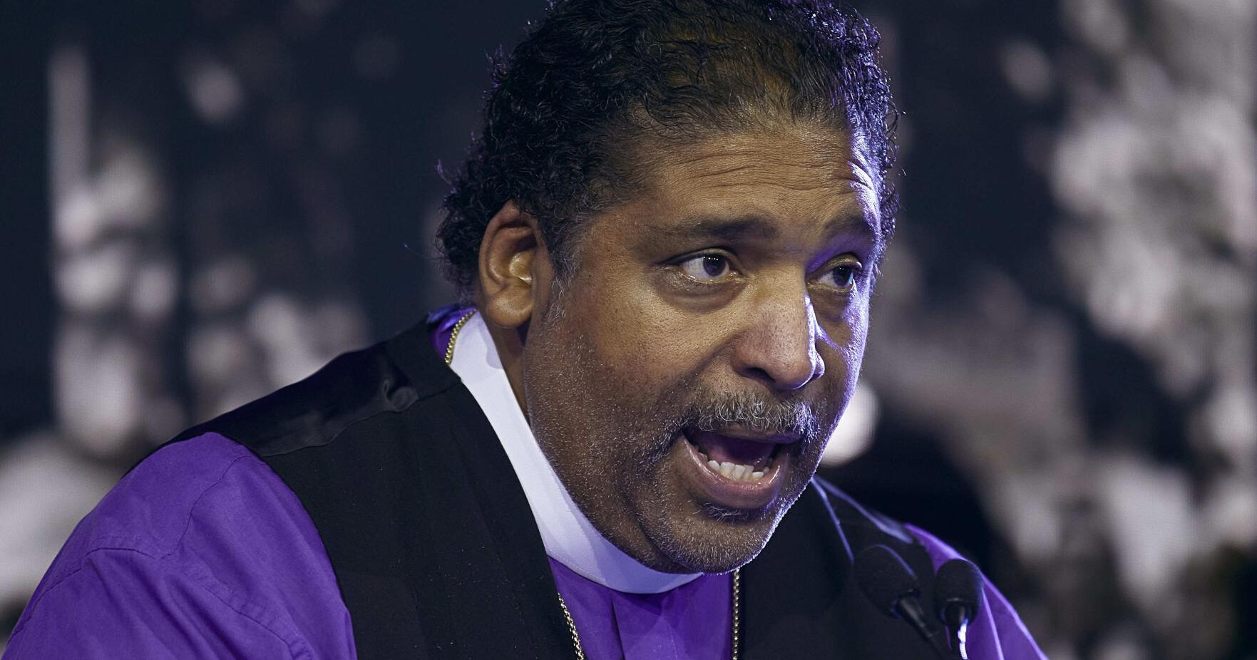 Civil rights leader removed from movie theater for using his own chair - Vimarsana News