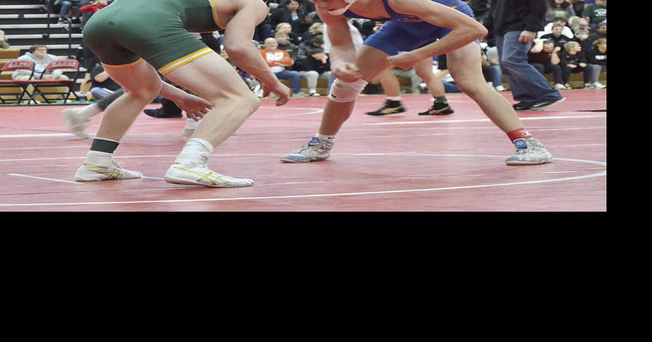 WRESTLING: Three Giants make the podium at Redwood River Riot ...