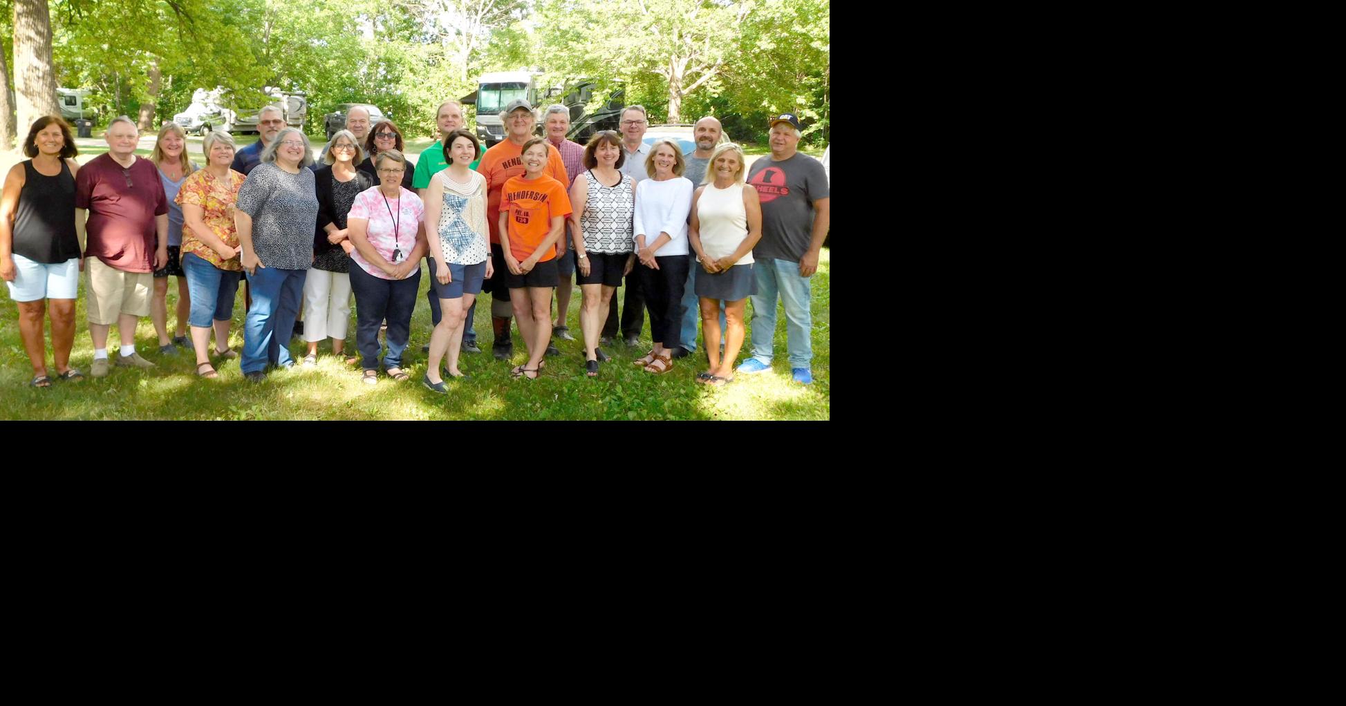 Henderson Class of ‘77 reunites at Sauerkraut Days Community