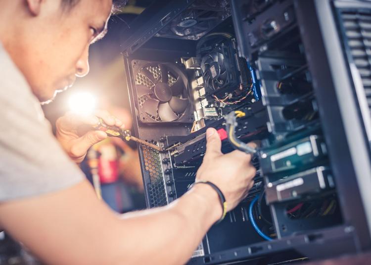 13. Computer hardware engineers
