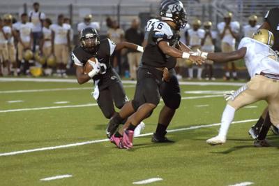 Football Riverdale Runs Wild Against Henry County For First Win Of Season Sports Henryherald Com
