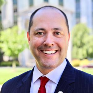 Carr siding with gun-rights advocates in Savannah lawsuit